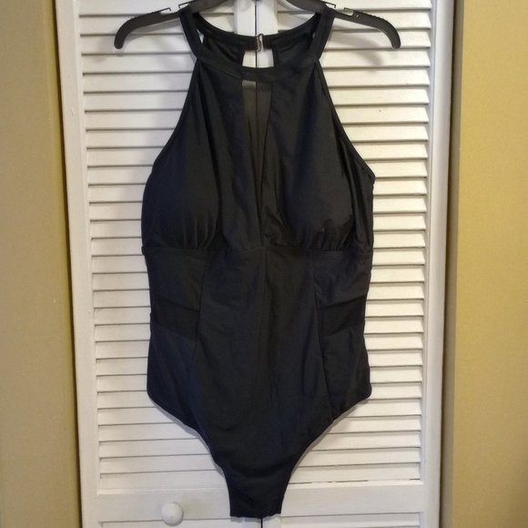 NWT Daci Plus-Size One-Piece Swimsuit with Mesh Cut-Outs, Size 18W - Picture 1 of 8